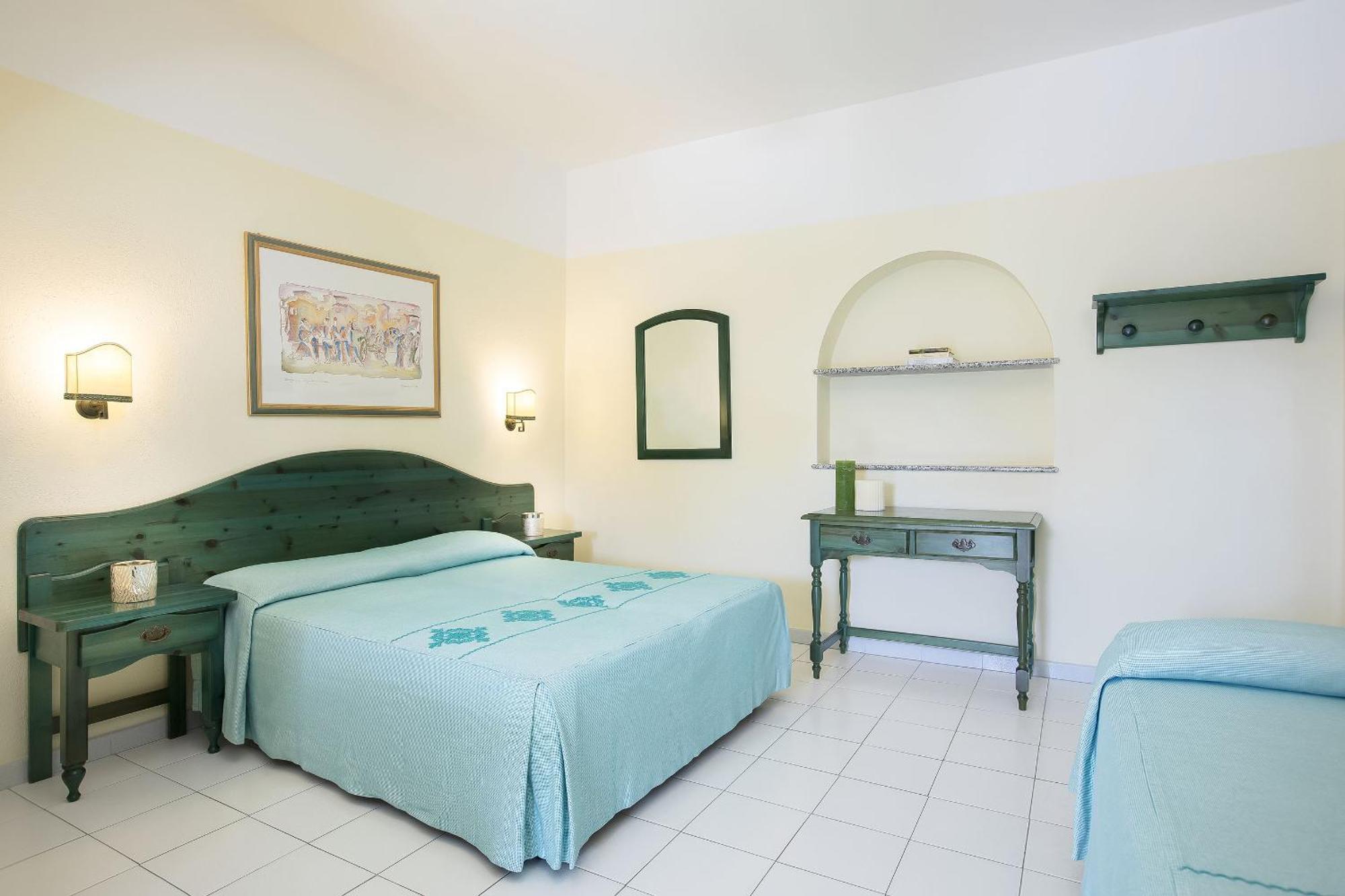 Alba Dorata Resort Cala Liberotto Bagian luar foto