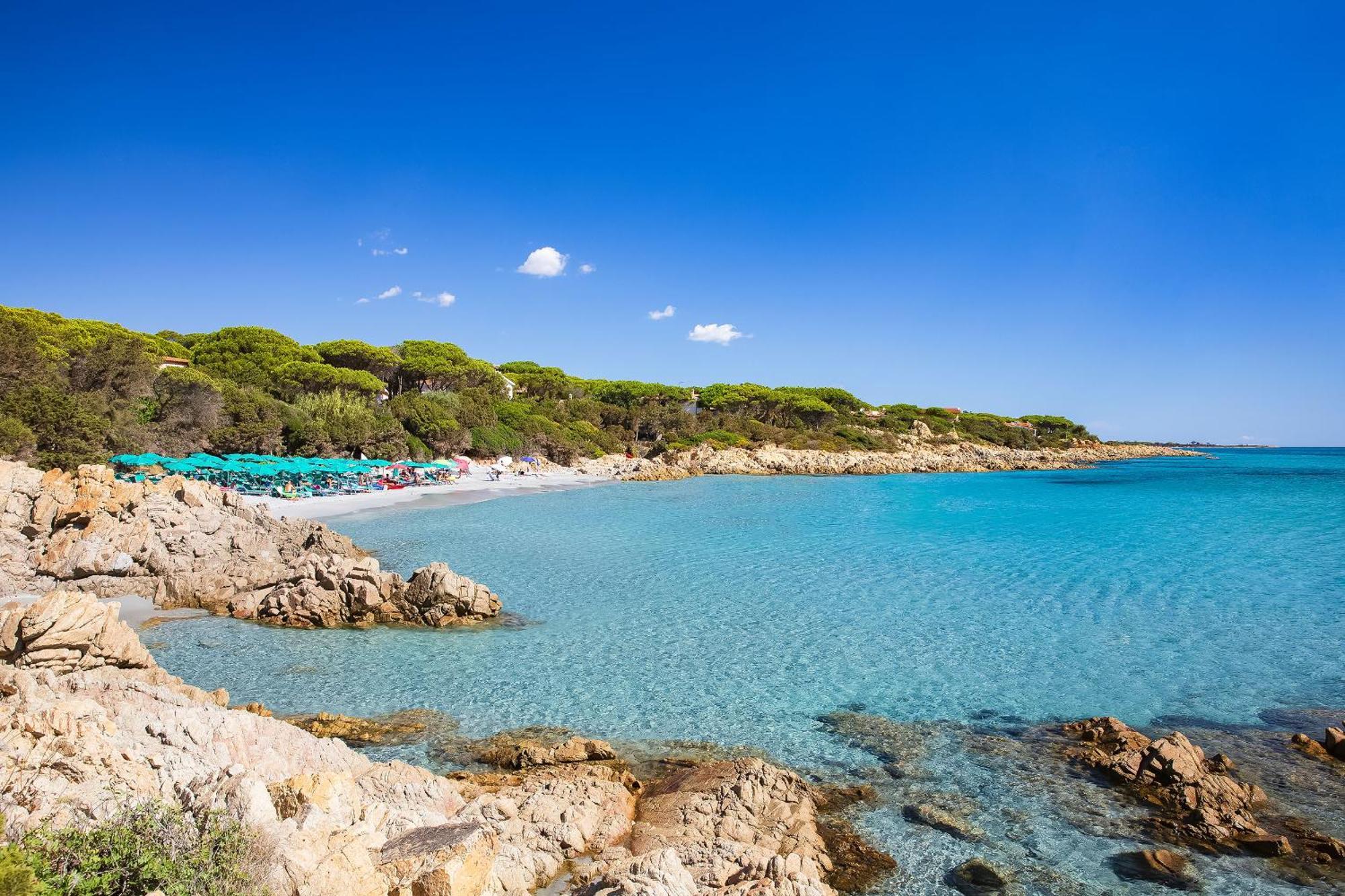 Alba Dorata Resort Cala Liberotto Bagian luar foto