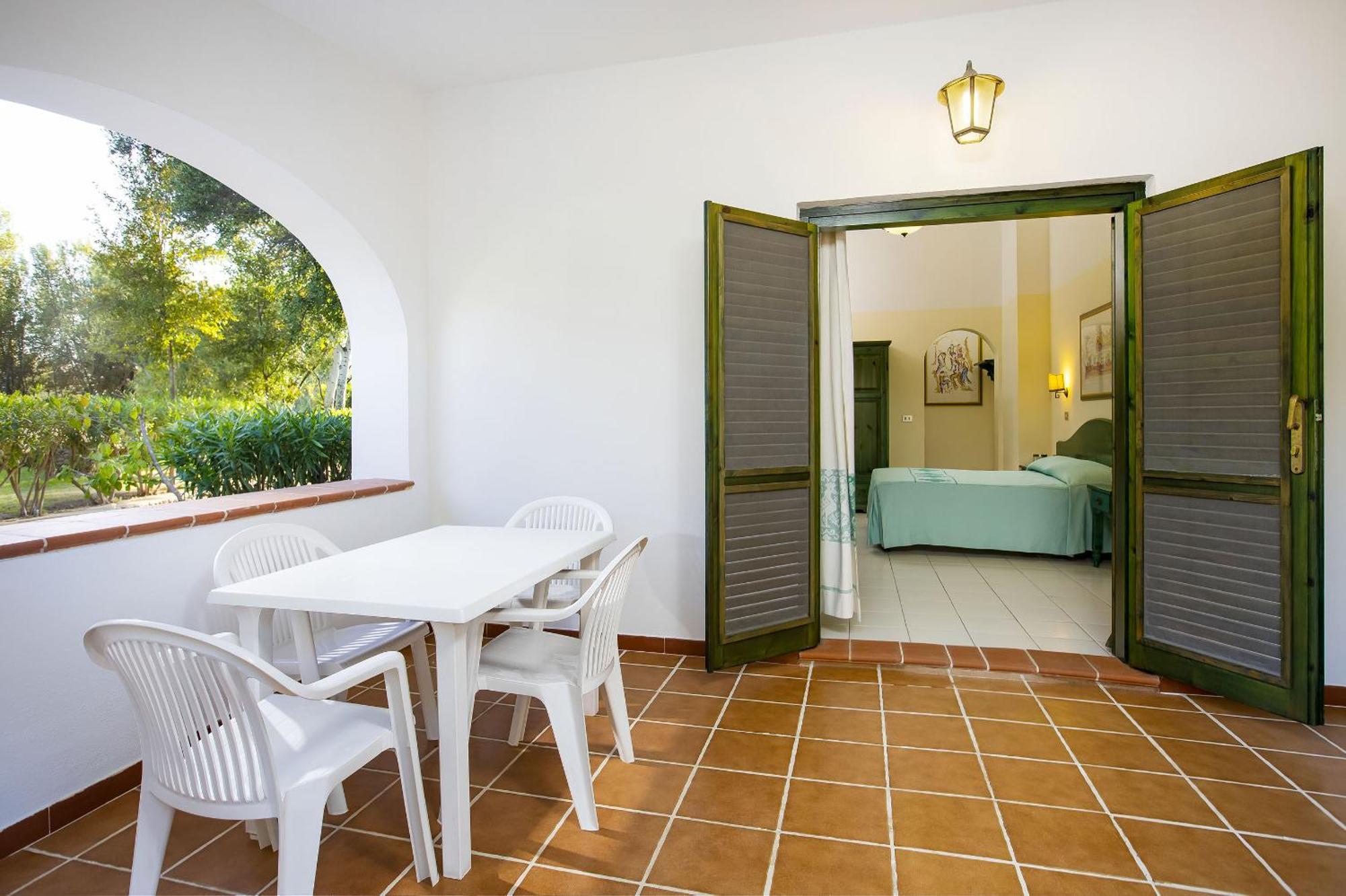 Alba Dorata Resort Cala Liberotto Bagian luar foto